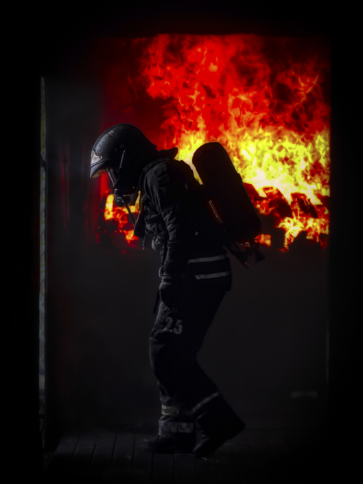 Årets fotograf, runde 2 2023 - Firefighter, Patty Thorbergsen, 3. plass